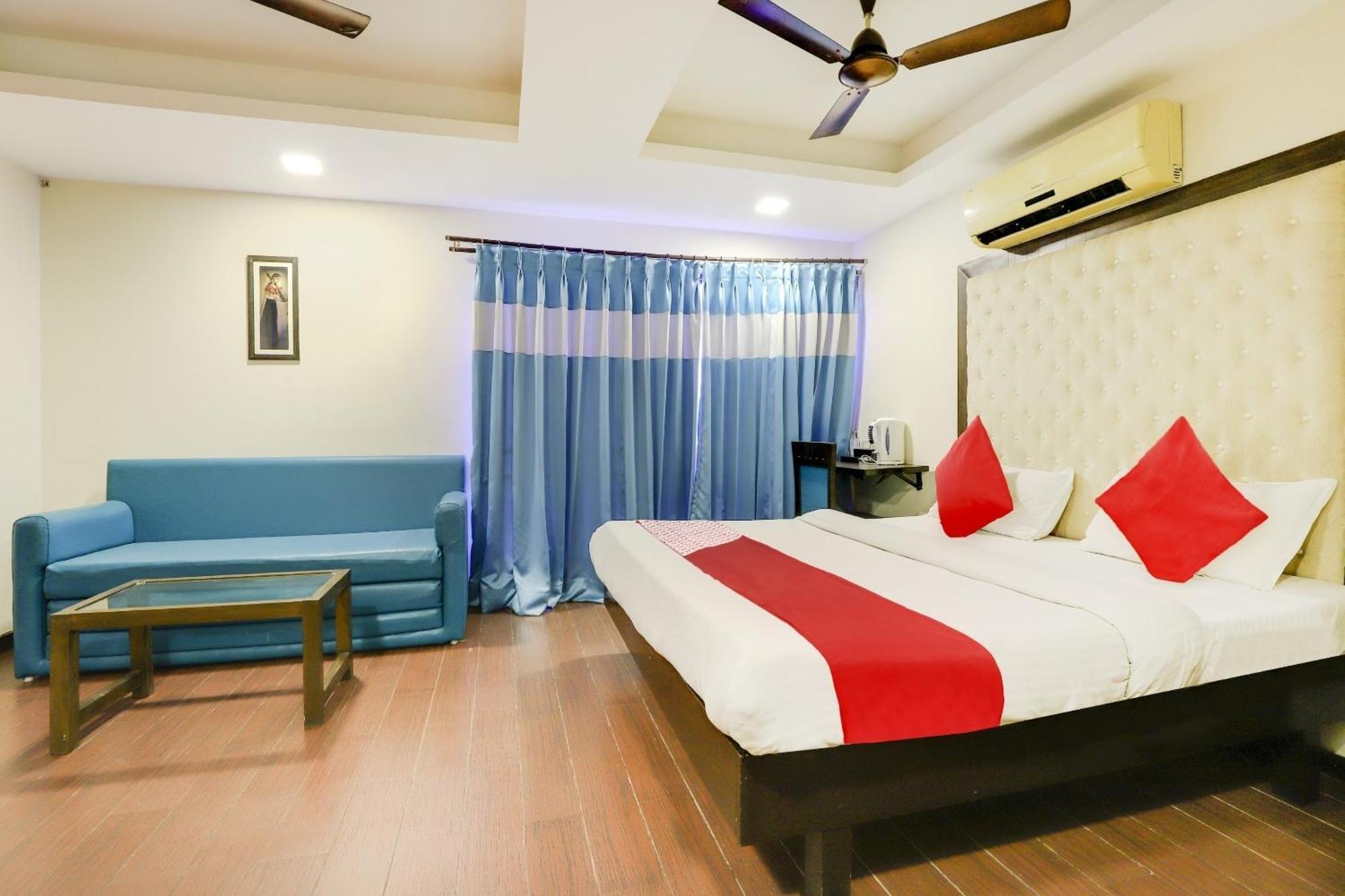 Oyo Hotel Dash Βαντοντάρα Εξωτερικό φωτογραφία