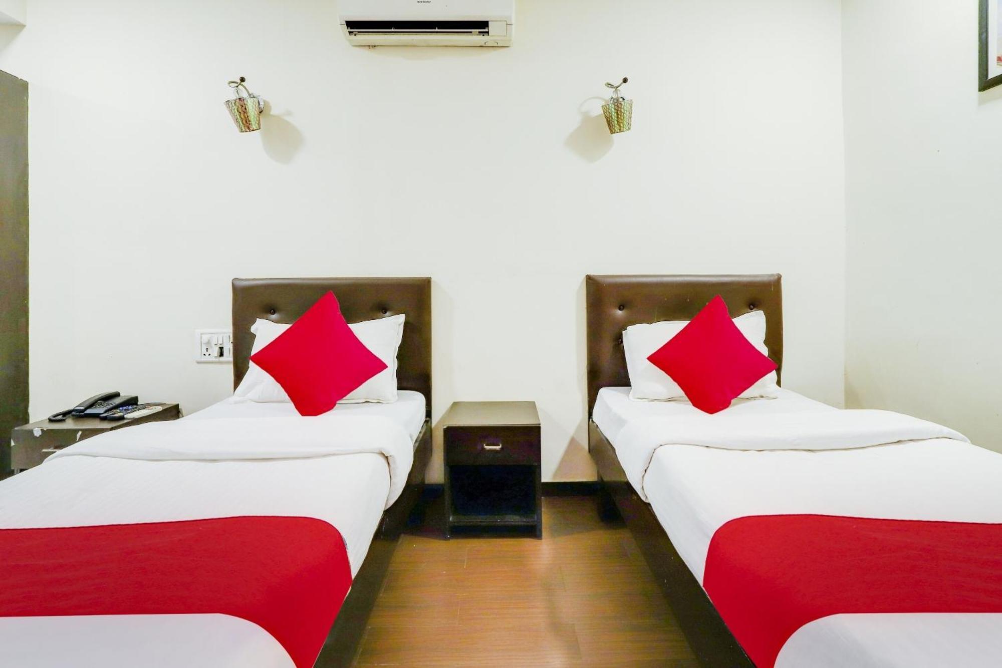 Oyo Hotel Dash Βαντοντάρα Εξωτερικό φωτογραφία